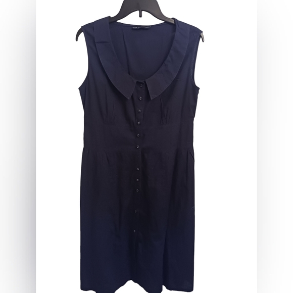 Mlle Gabrielle Dresses & Skirts - Black Sleeveless Button Down Dress Size Small